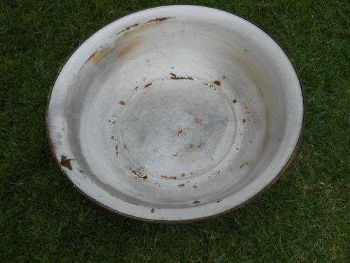 REDUCED! Huge White Enamel Basin (55cm diameter)